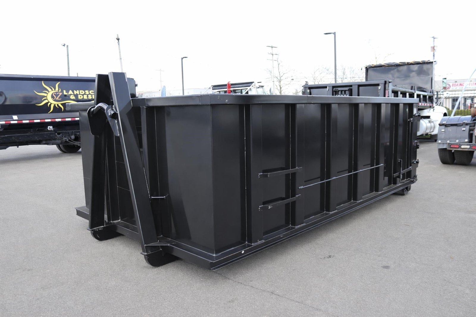 30 yard dumpster rental Miami. Barraza Industries heavy-duty roll-off bin
