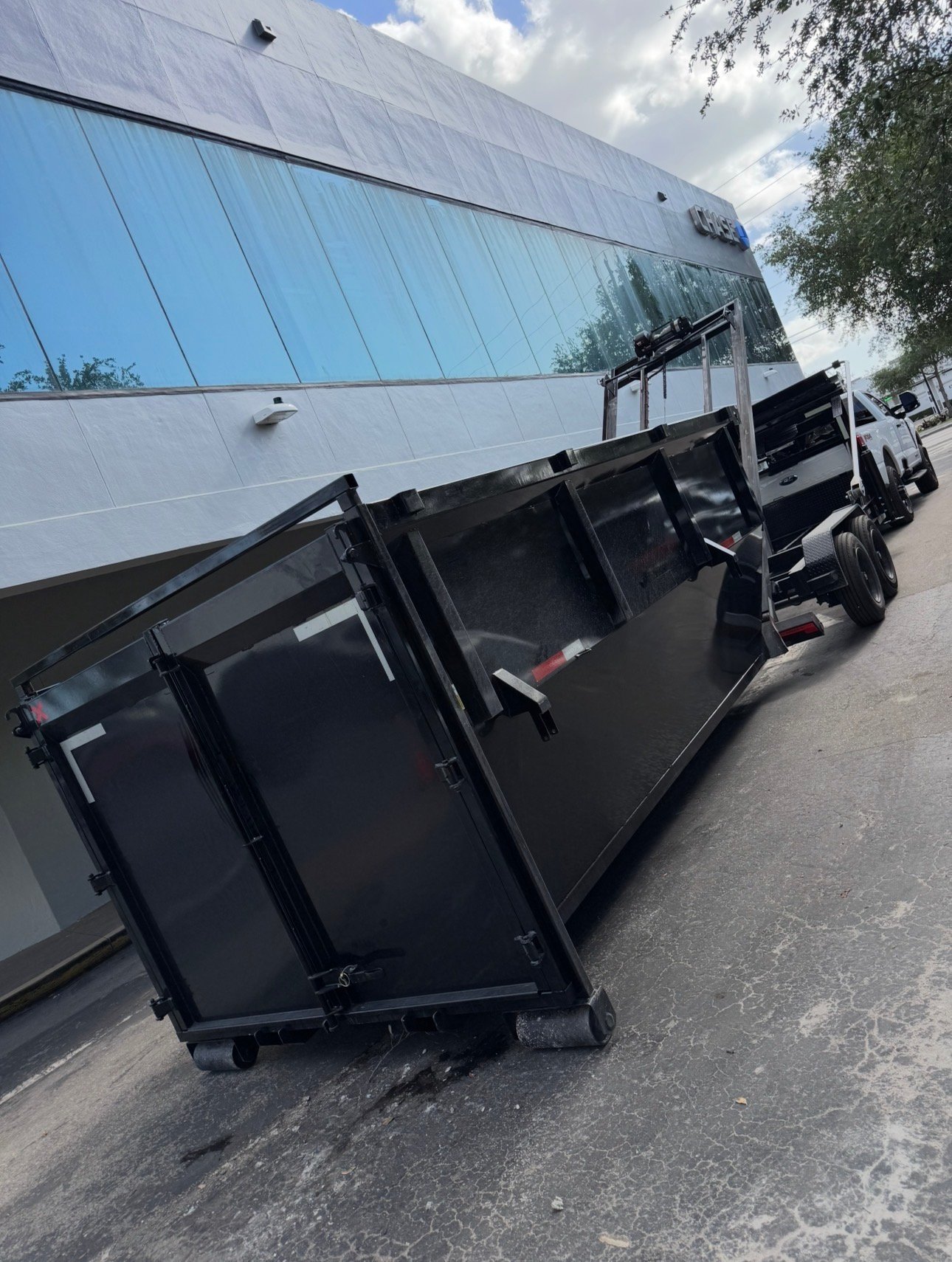 30 yard roll-off dumpster Miami. Barraza Industries clean unloaded heavy-duty bin